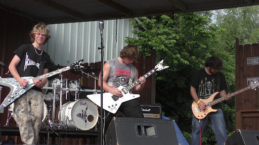 THRASH METAL IS BACK